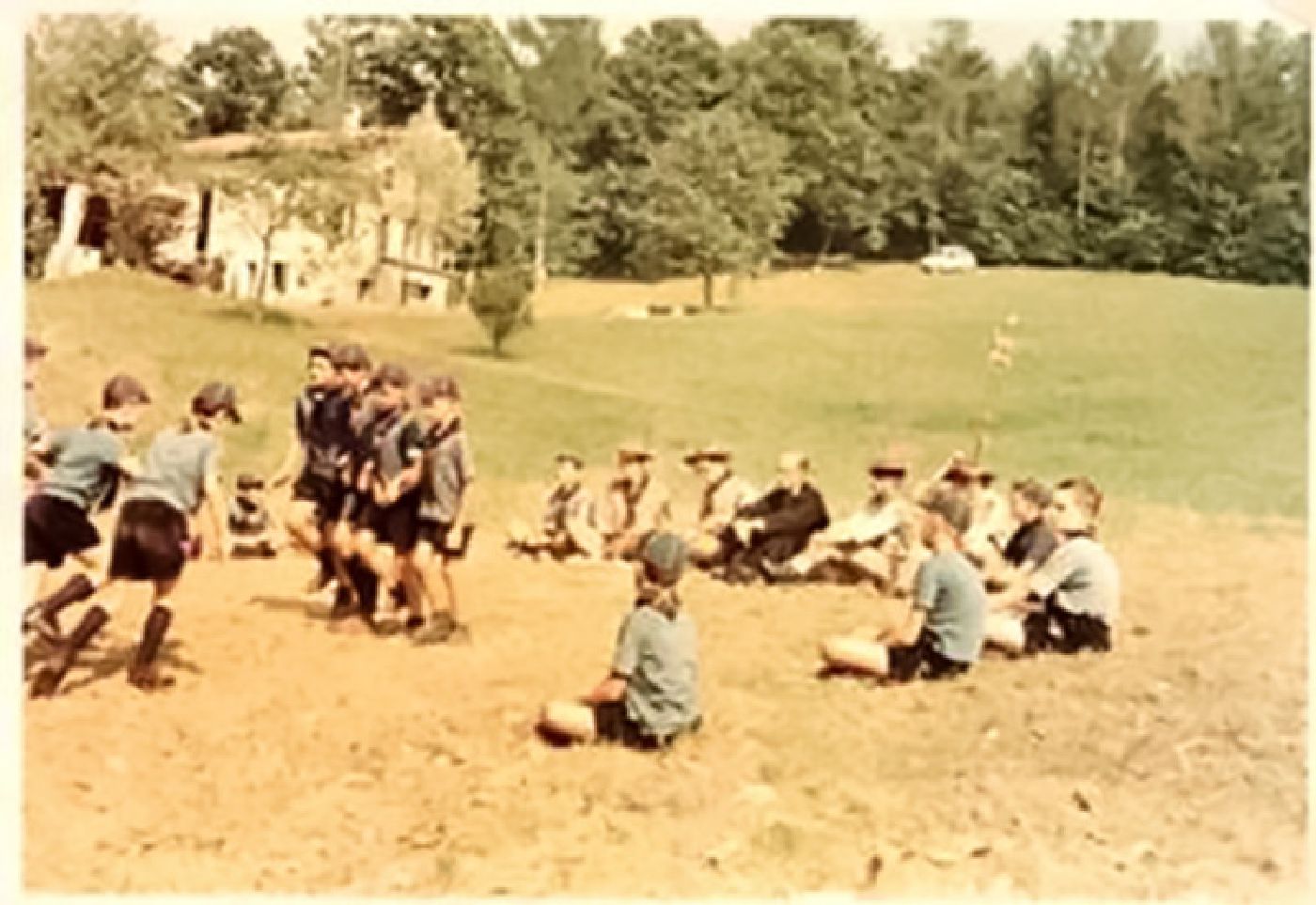 Campo estivo Lupetti, Brinzio- 1962   Akela:  Ermanno Ripamonti, don Elio Gentili, Sandro Bernabei, Franco Casoni